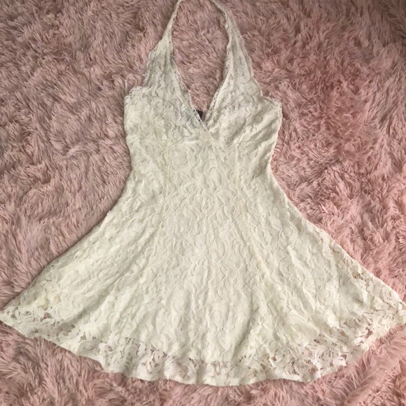 Urban Outfitters Dresses & Skirts - NWT darling delicate white lace halter dress